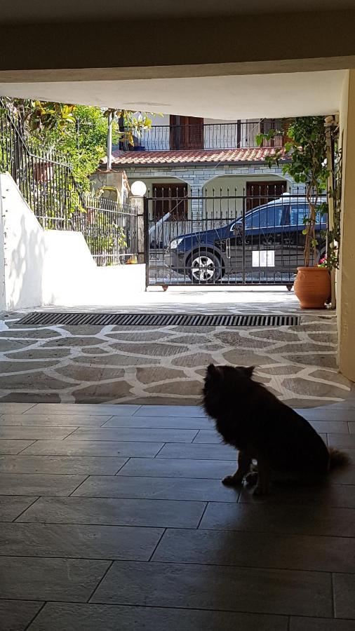 Fyllou Apartment Asproválta Luaran gambar