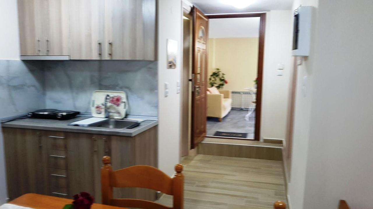 Fyllou Apartment Asproválta Luaran gambar